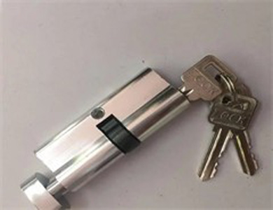 新市24小时上门开锁公司