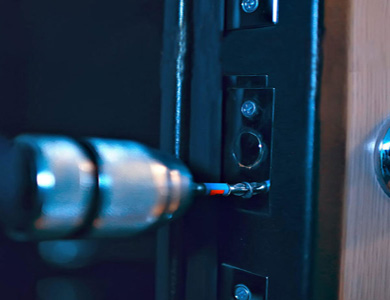 新市24小时上门开锁公司